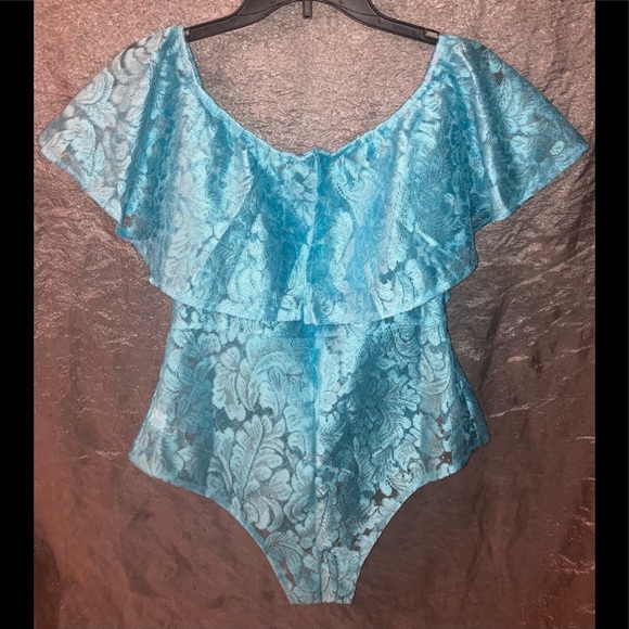 Ruffles & Lace Bodysuit - Picture 2 of 4